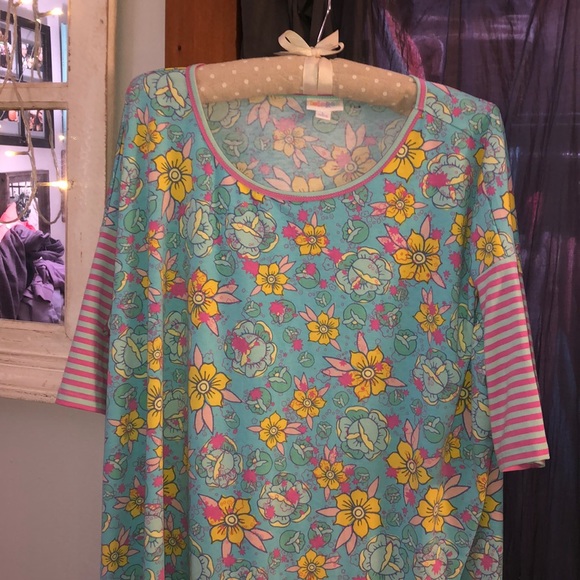 LuLaRoe Tops - Pastel/floral/stripe/Irma